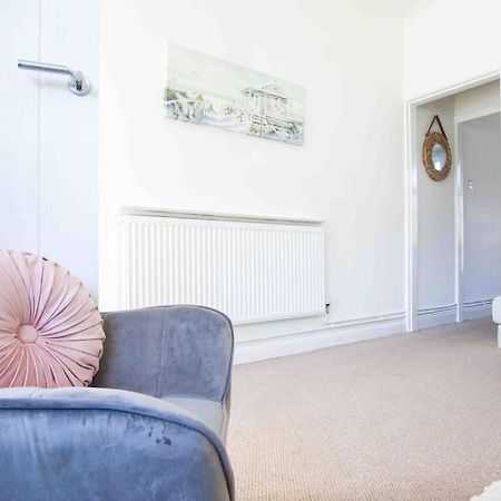 Beautiful 2 Bedroom House Close To The Seaside Cleethorpes Exterior foto