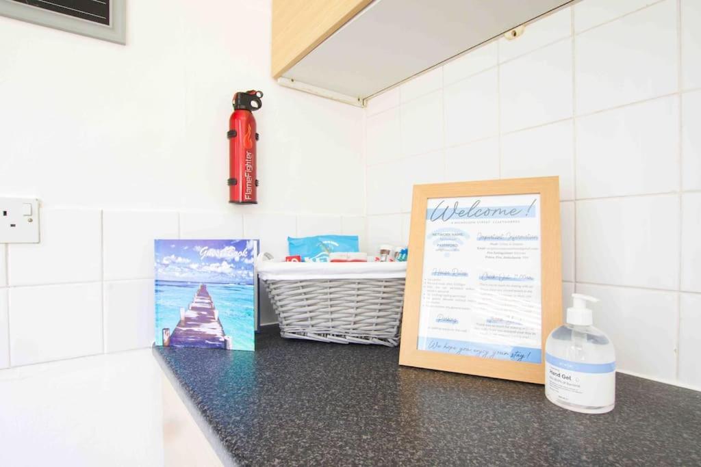 Beautiful 2 Bedroom House Close To The Seaside Cleethorpes Exterior foto