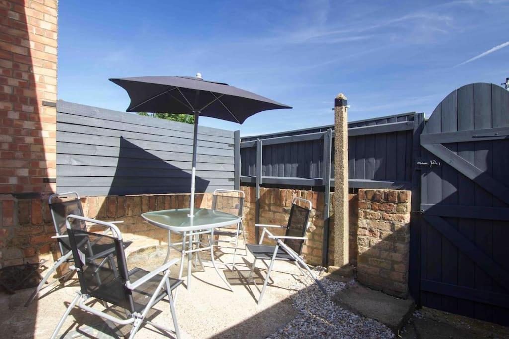Beautiful 2 Bedroom House Close To The Seaside Cleethorpes Exterior foto